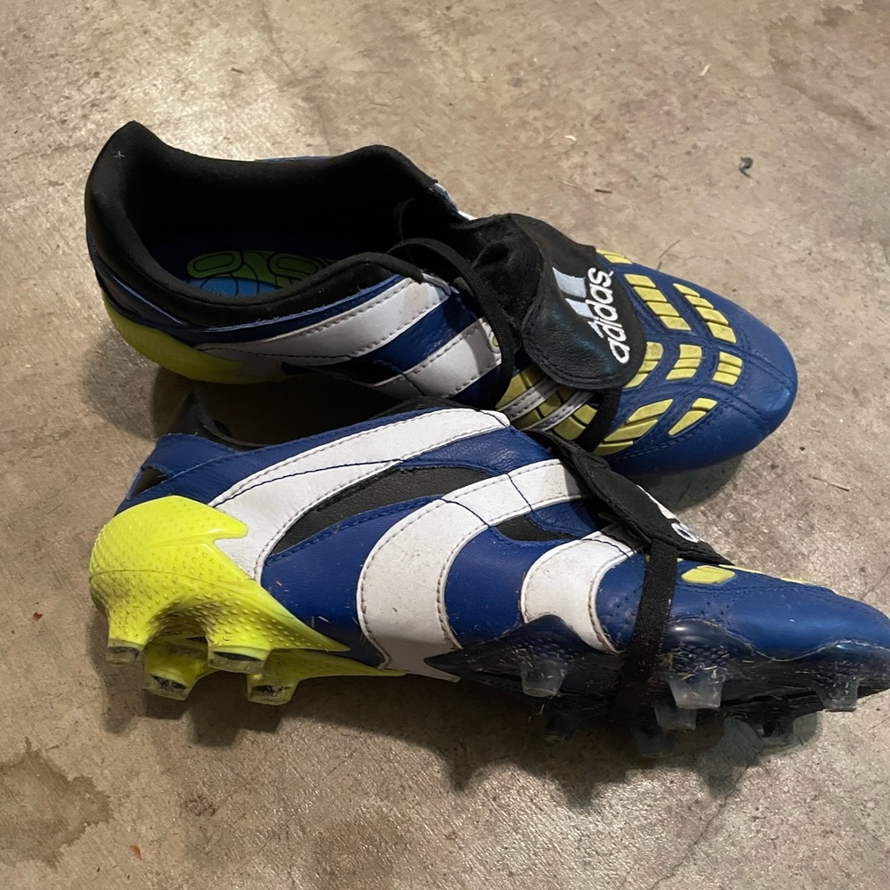 Adidas Predator Accelerator. Size 8.5. RARE!!